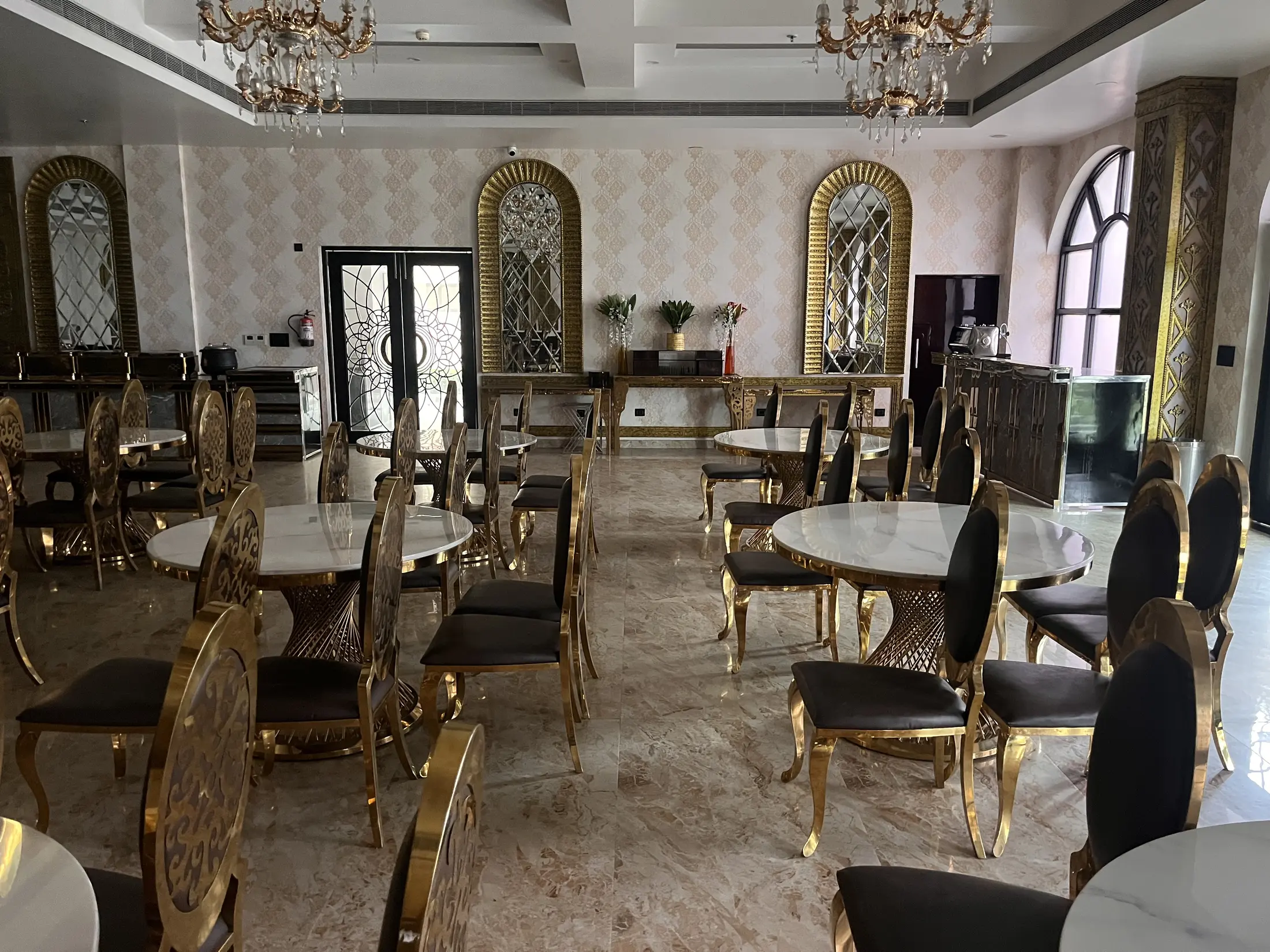 Marble Dining Salon — Amsterdam